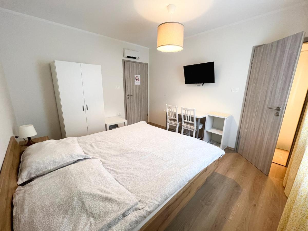 Hop House Garni Hotel Postojna Luaran gambar
