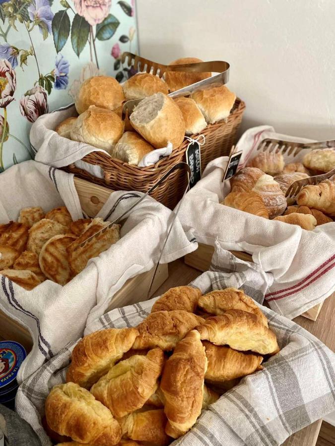 Hop House Garni Hotel Postojna Luaran gambar