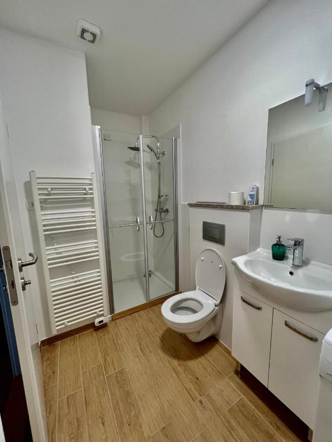 Hop House Garni Hotel Postojna Luaran gambar