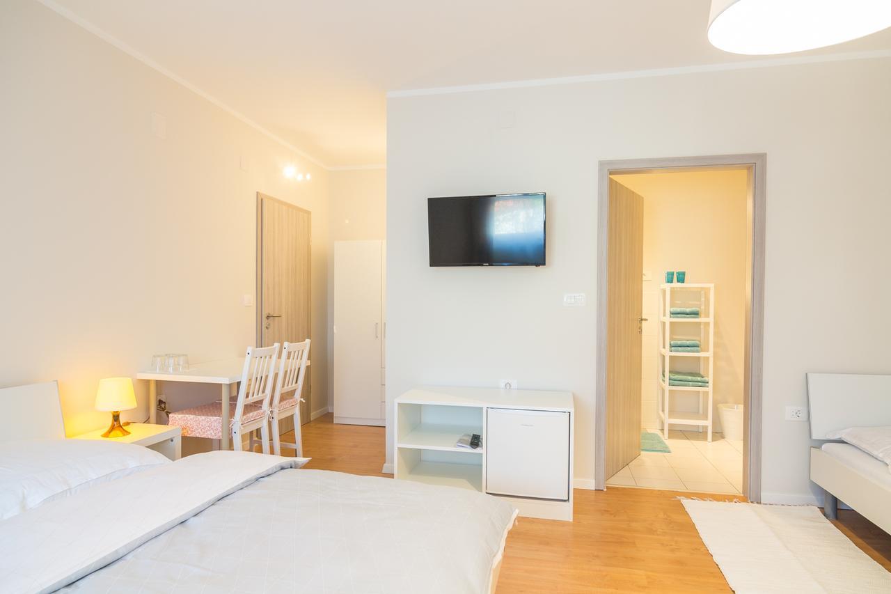 Hop House Garni Hotel Postojna Luaran gambar