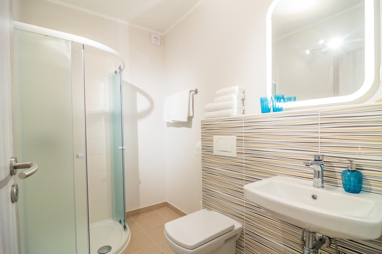 Hop House Garni Hotel Postojna Luaran gambar
