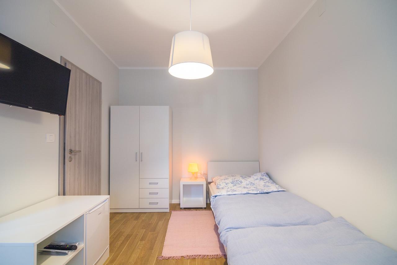 Hop House Garni Hotel Postojna Luaran gambar